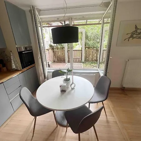 Comfy Flat In City-free Parking *