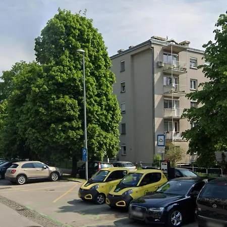 Comfy Flat In City-free Parking Apartma *