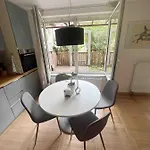 Comfy Flat In City-free Parking *