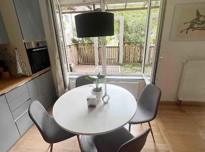 Comfy Flat In City-free Parking *